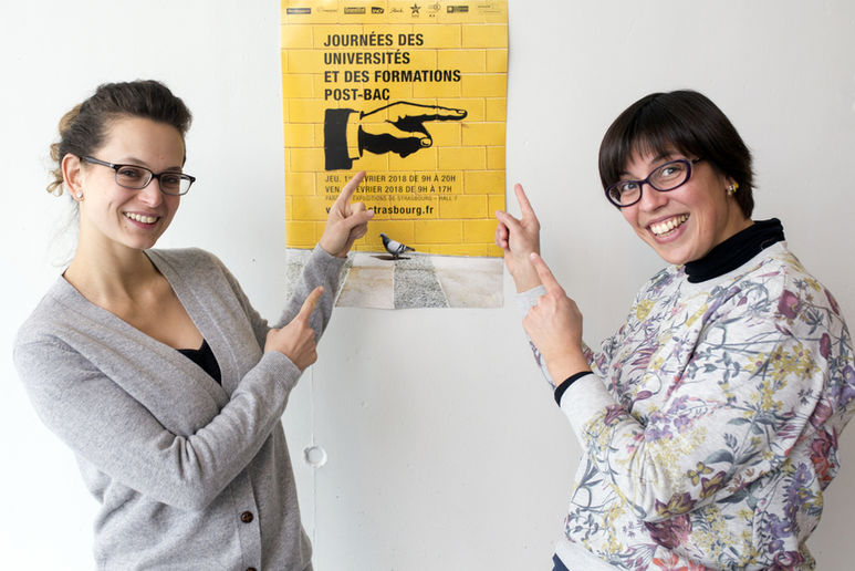 Sarah Yactine et Magali Schaffner du pôle lycéens d'Espace avenir. Crédit photo : © Catherine Schröder